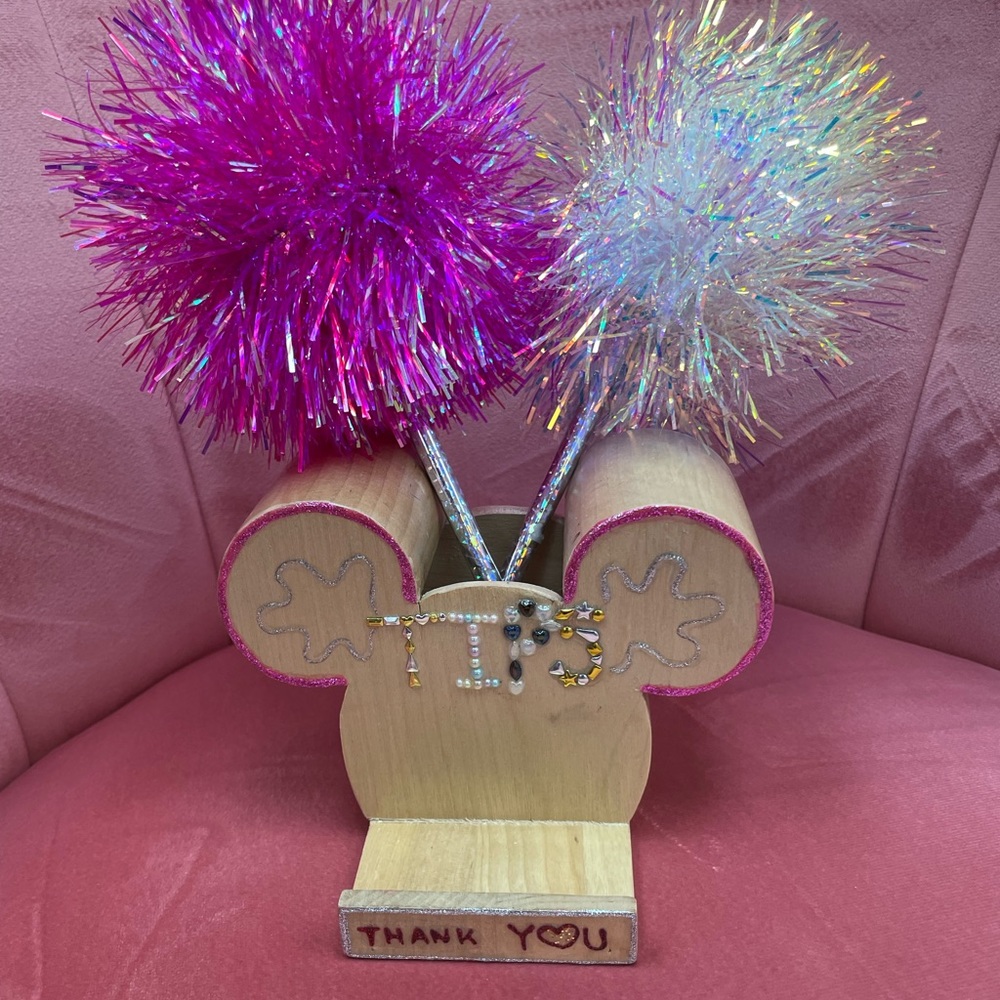 Manually decorated Mickey pencil holder
